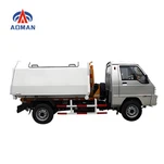 Ajratib olinadigan bo'linmalar bilan ko'chma axlat tashish mashinasi